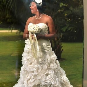 Wedding dress size 12 Polyester and Nylon